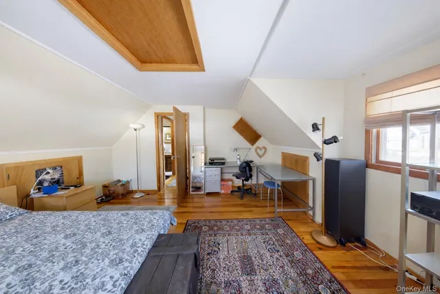 $949,000 | 1762 Broadway, New Hyde Park, NY 11040