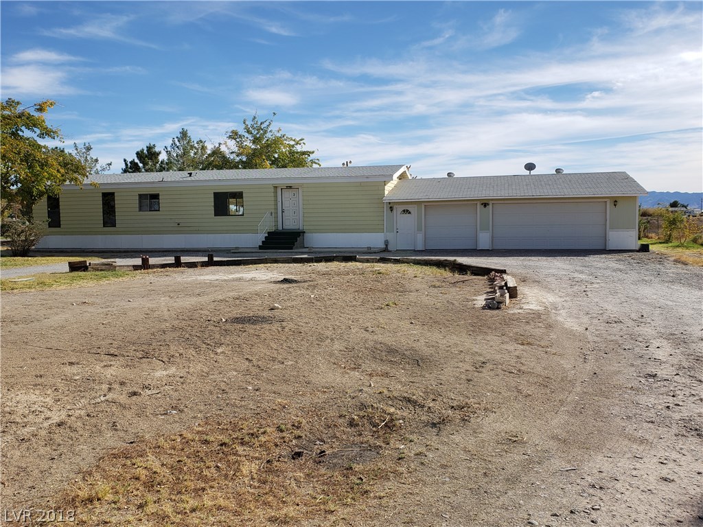 2171 West Quail Run Road Pahrump, NV 89060 - Photo 3 of 39 Gallery Image 3