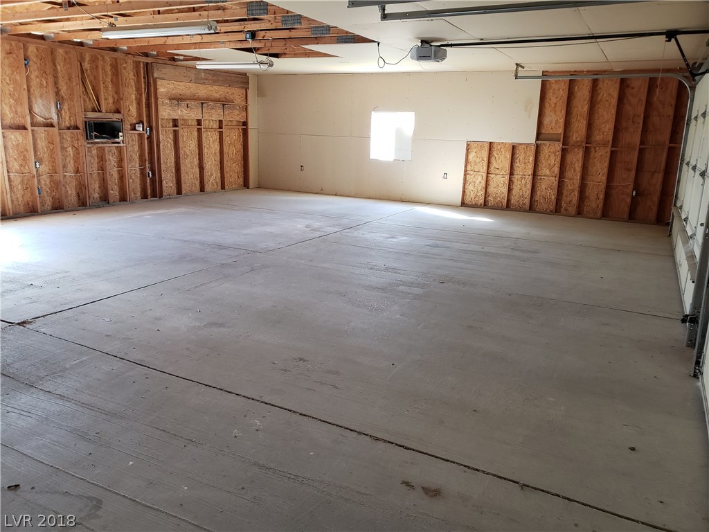 2171 West Quail Run Road Pahrump, NV 89060 - Photo 5 of 39 Gallery Image 5