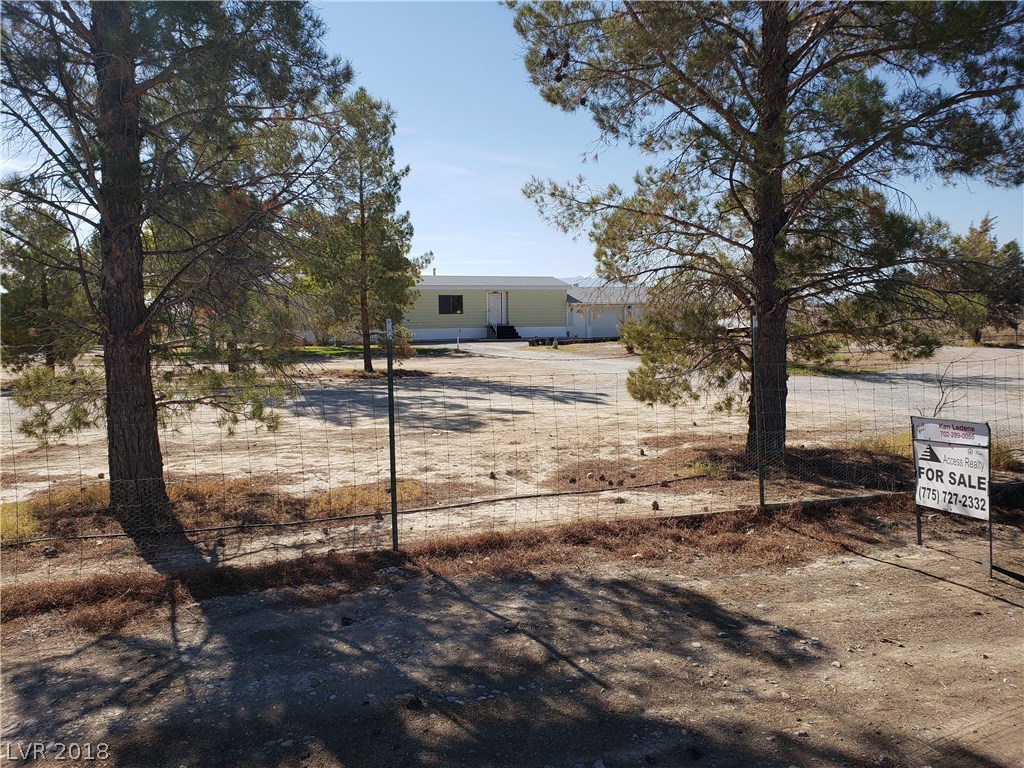 2171 West Quail Run Road Pahrump, NV 89060 - Photo 6 of 39 Gallery Image 6
