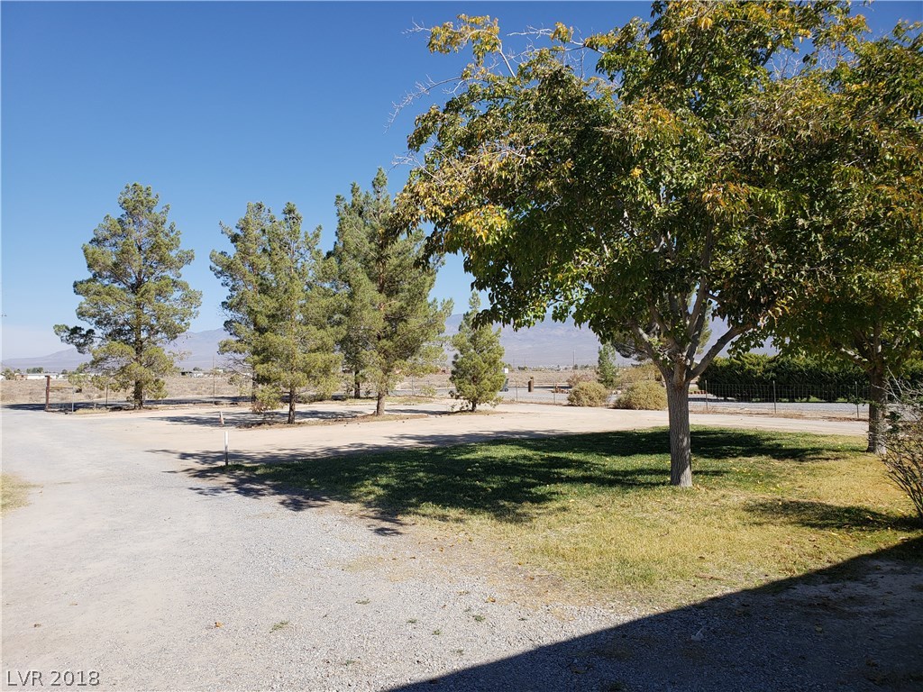 2171 West Quail Run Road Pahrump, NV 89060 - Photo 7 of 39 Gallery Image 7