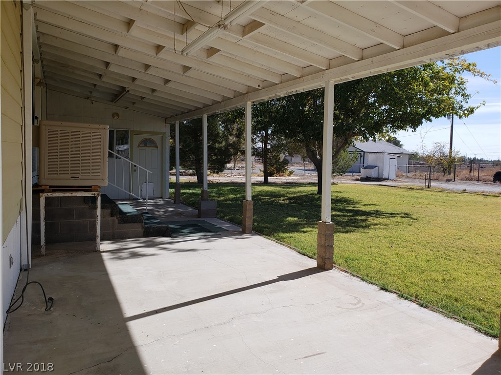 2171 West Quail Run Road Pahrump, NV 89060 - Photo 10 of 39 Gallery Image 10