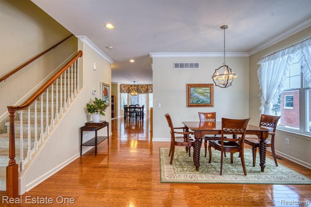 3658 Everett Drive Rochester Hills, MI 48307 - Photo 5 of 43