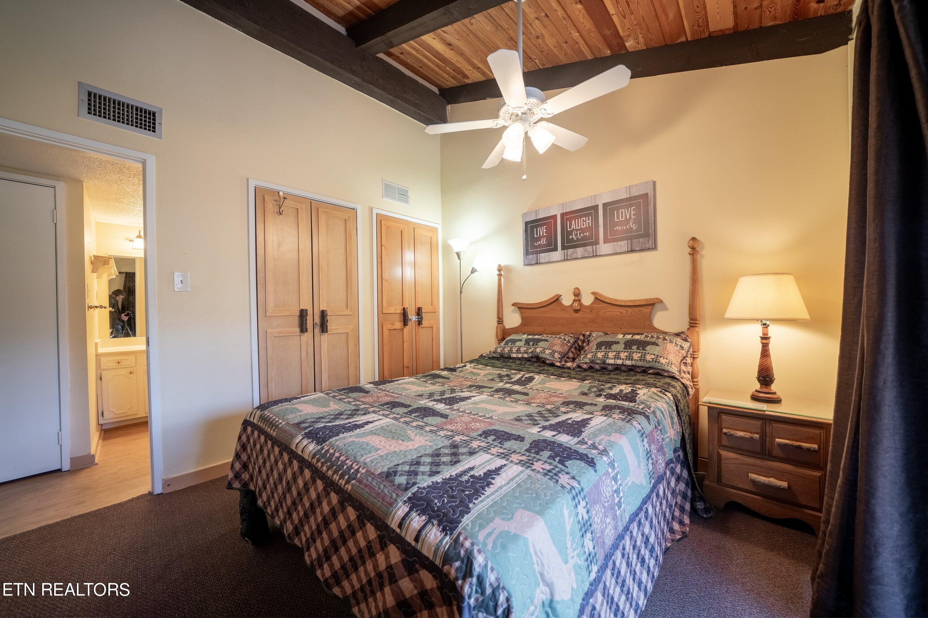 1081 Cove Road, Unit 933 Sevierville, TN 37876 - Photo 16 of 41 EMC-933-18
