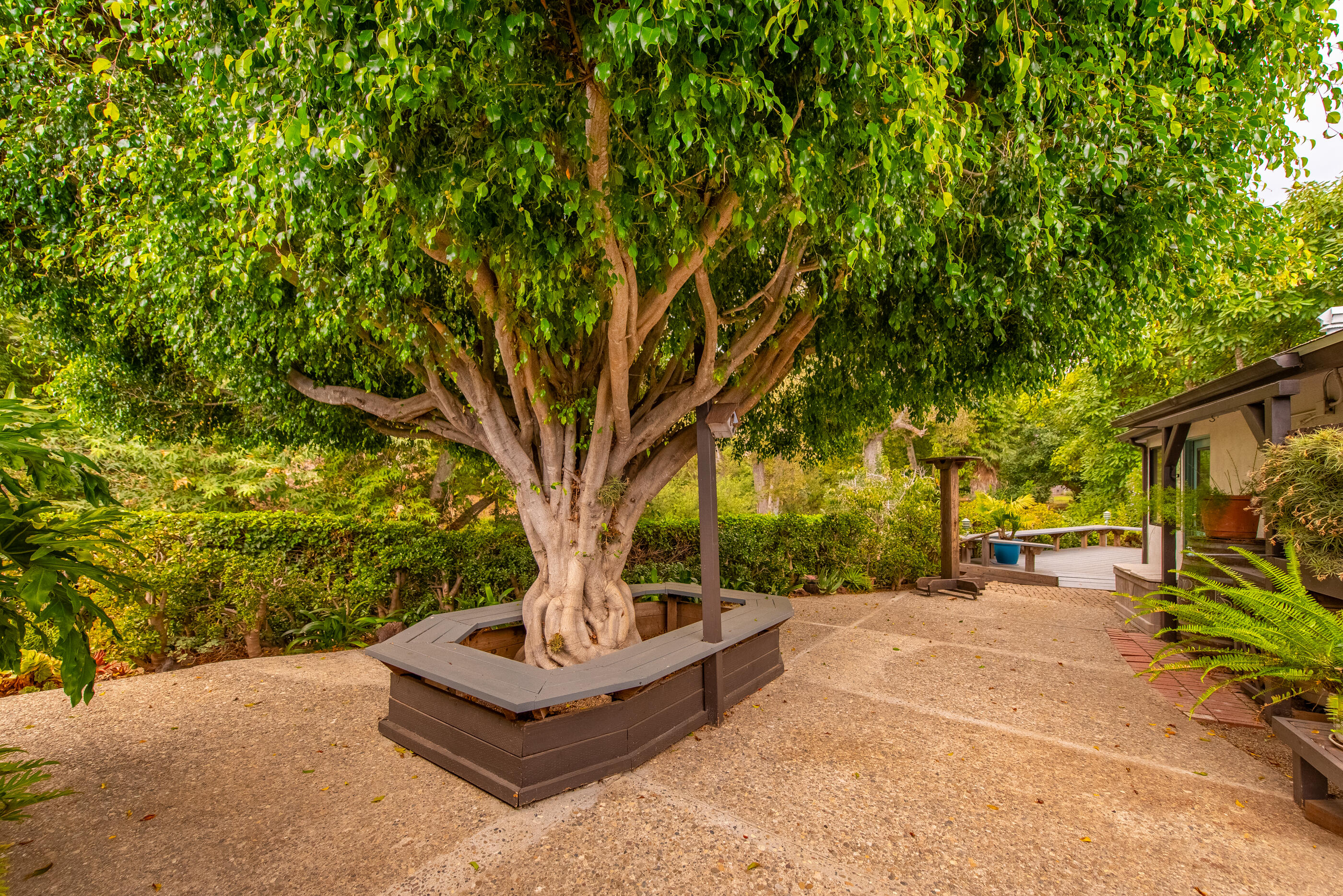 963 North San Marcos Road Santa Barbara, CA 93111 - Photo 23 of 48 20