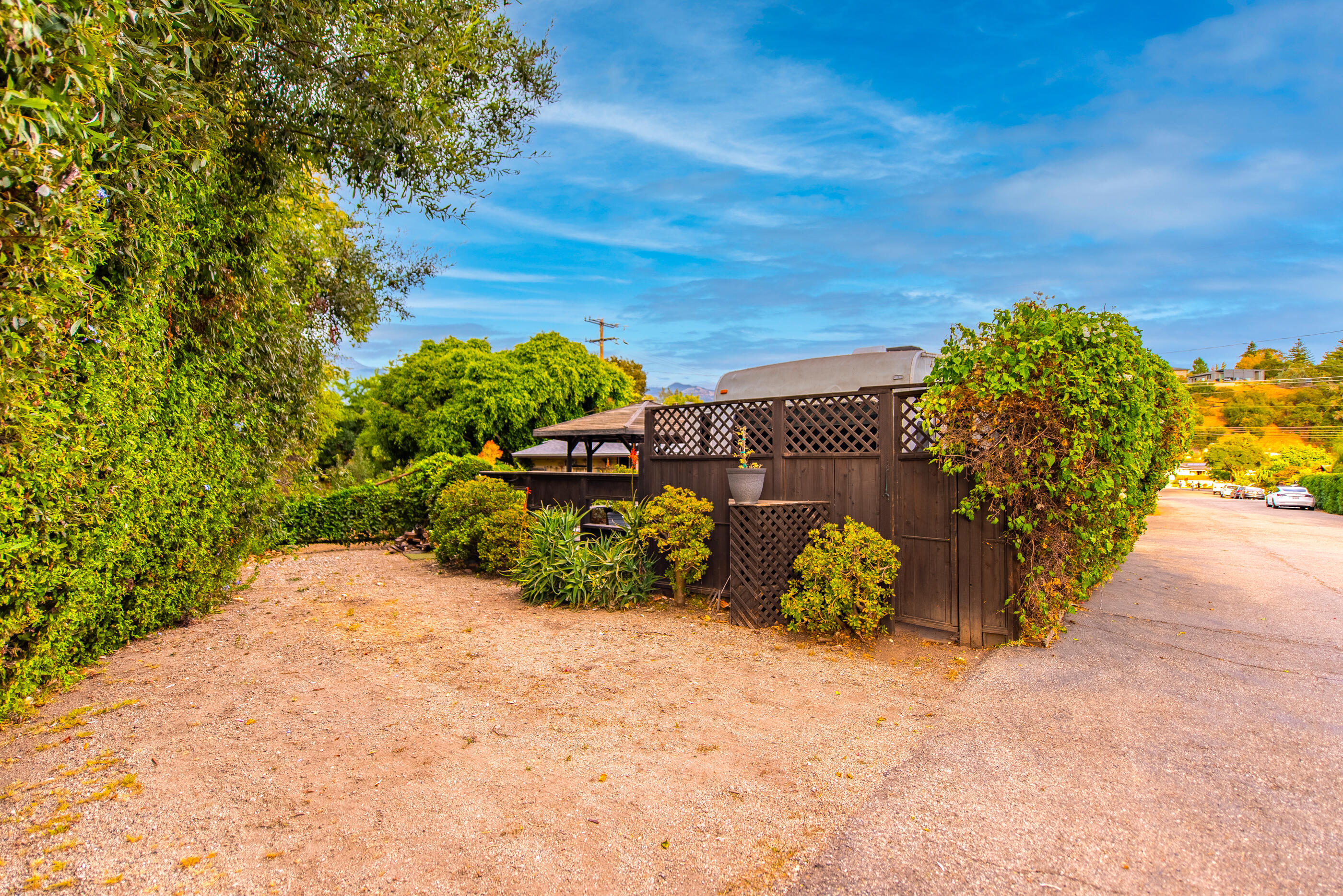 963 North San Marcos Road Santa Barbara, CA 93111 - Photo 40 of 48 38