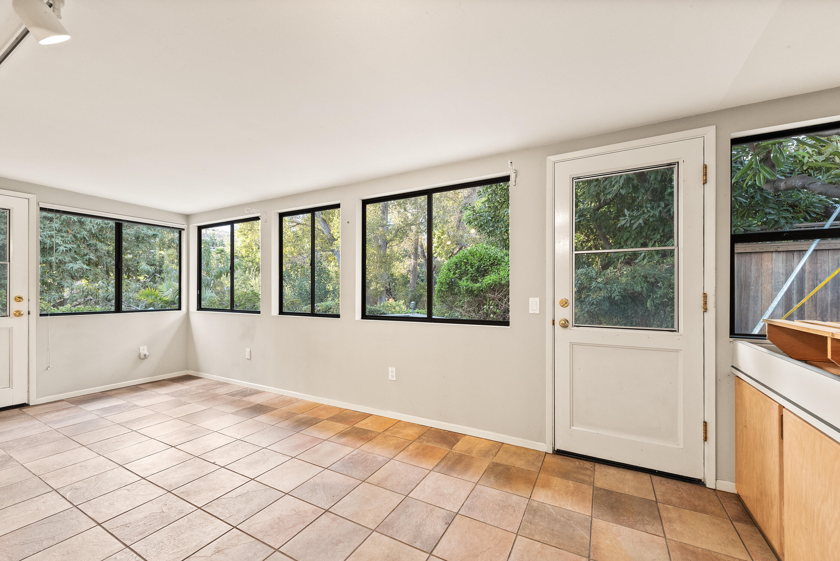 963 North San Marcos Road Santa Barbara, CA 93111 - Photo 5 of 48 4a