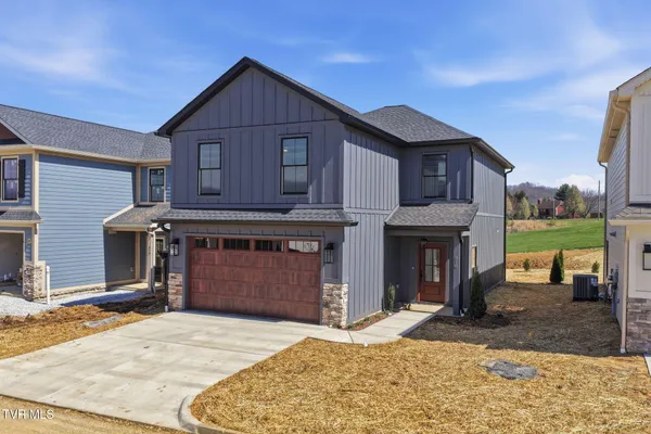$469,000 | 310 Monroe Drive, Bristol, TN 37620