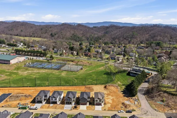 $469,000 | 310 Monroe Drive, Bristol, TN 37620