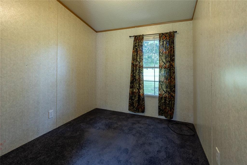 397 Unionville Road Butler, PA 16001 - Photo 21 of 25