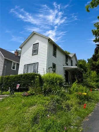 $69,900 | 41 Humbert Street, Geneva City, NY 14456