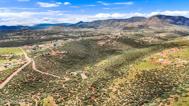 a view of an ocean from a yard