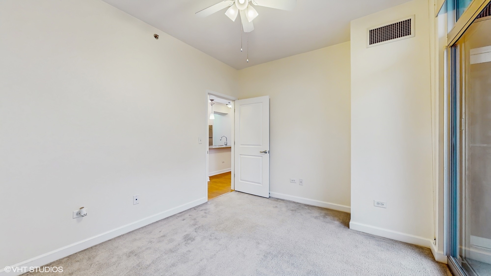 Undisclosed Address Chicago, IL 60605 - Photo 19 of 30