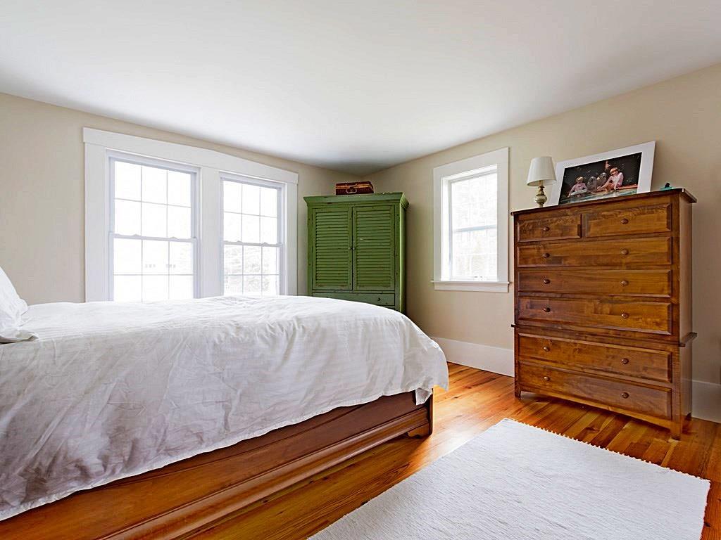11 Harbor Ridge Road Freeport, ME 04032 - Photo 20 of 35 Light-filled and warm - Master Bedroom.