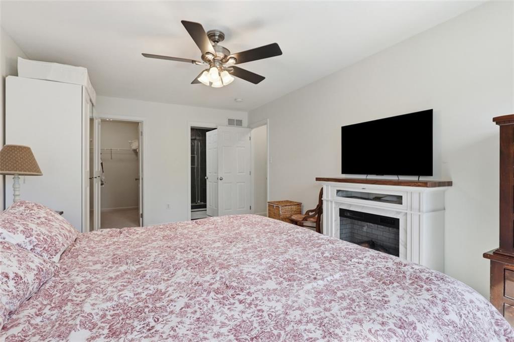 7012 Pin Oak Court McKees Rocks, PA 15136 - Photo 24 of 45