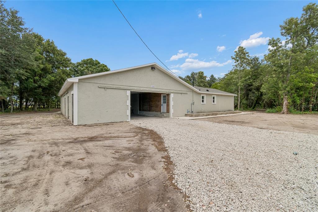 15628 Carlton Lake Road Wimauma, FL 33598 - Photo 7 of 80