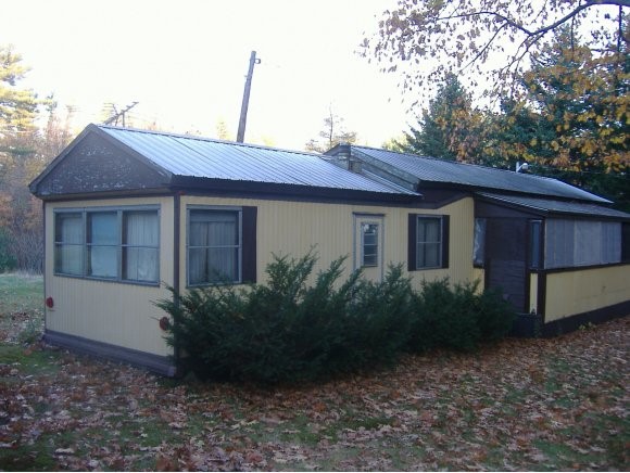 80 Batchelder Road Raymond, NH 03077 - Photo 1 of 1