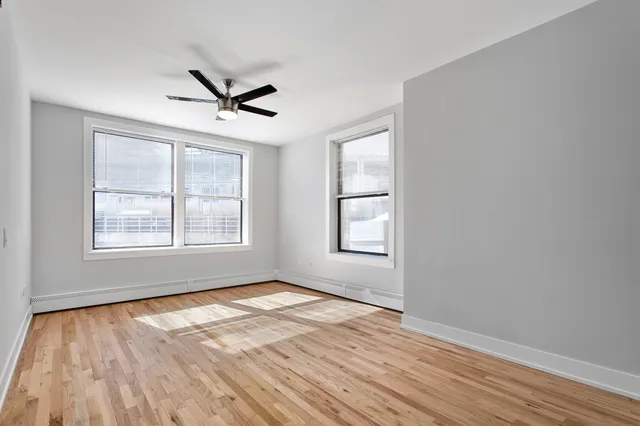 $1,570 | 1625 West Howard Street, Unit 214, Chicago, IL 60626