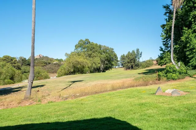 a view of an outdoor space