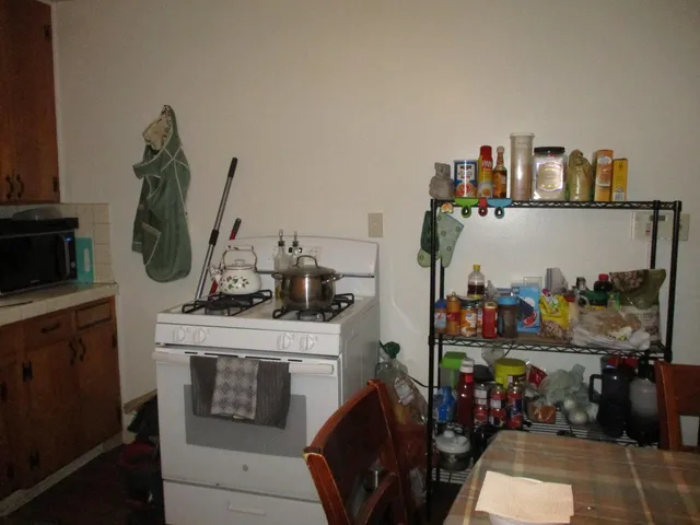 $349,500 | 405 East Cleveland Street, Stockton, CA 95204