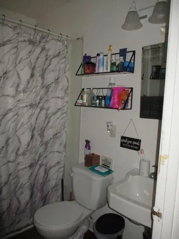 $349,500 | 405 East Cleveland Street, Stockton, CA 95204