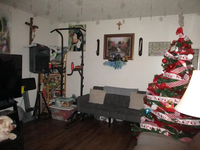 $349,500 | 405 East Cleveland Street, Stockton, CA 95204