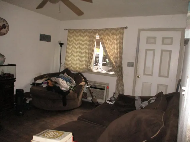 $349,500 | 405 East Cleveland Street, Stockton, CA 95204