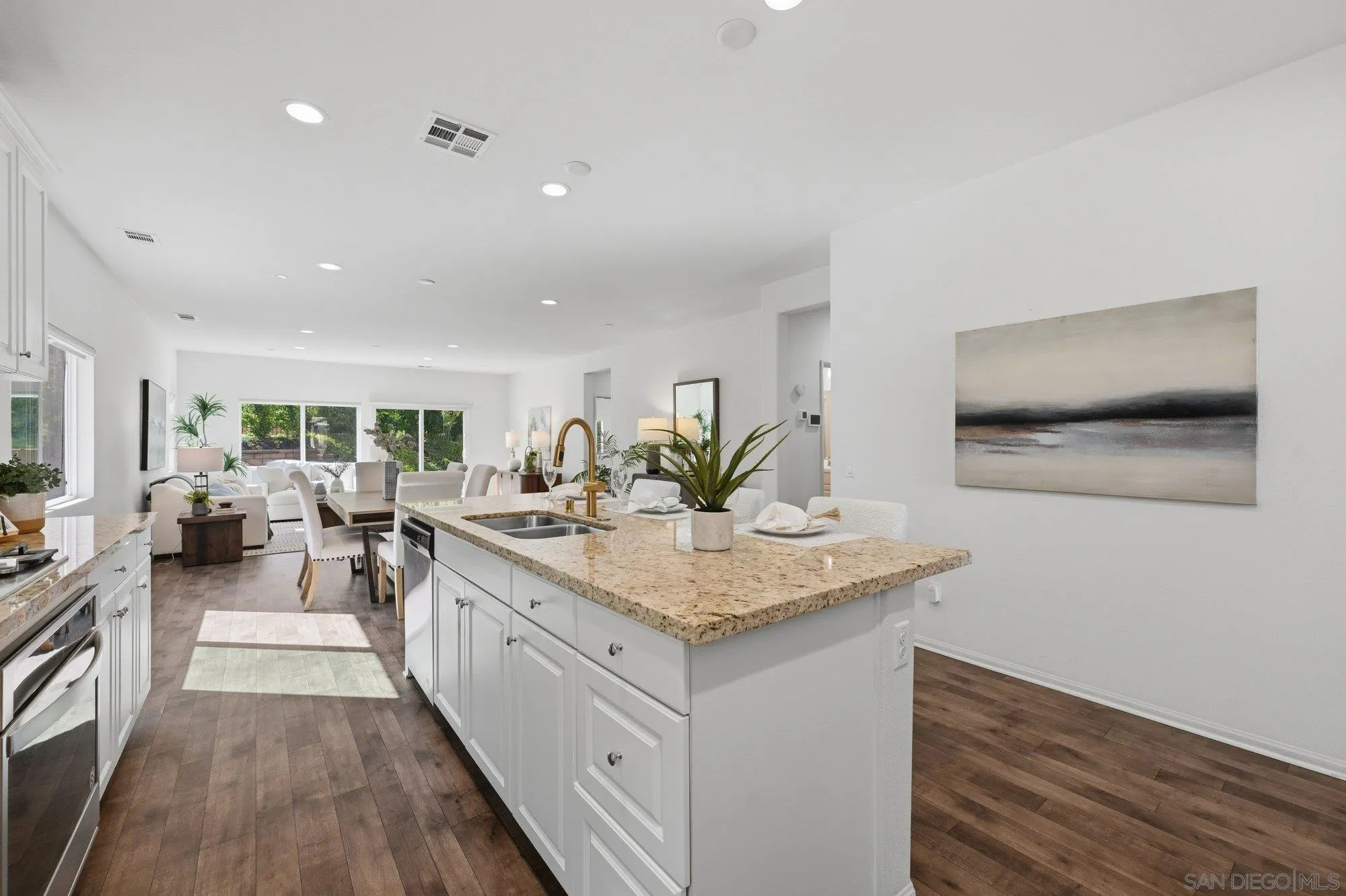 35833 Esperia Way Fallbrook, CA 92028 - Photo 6 of 46