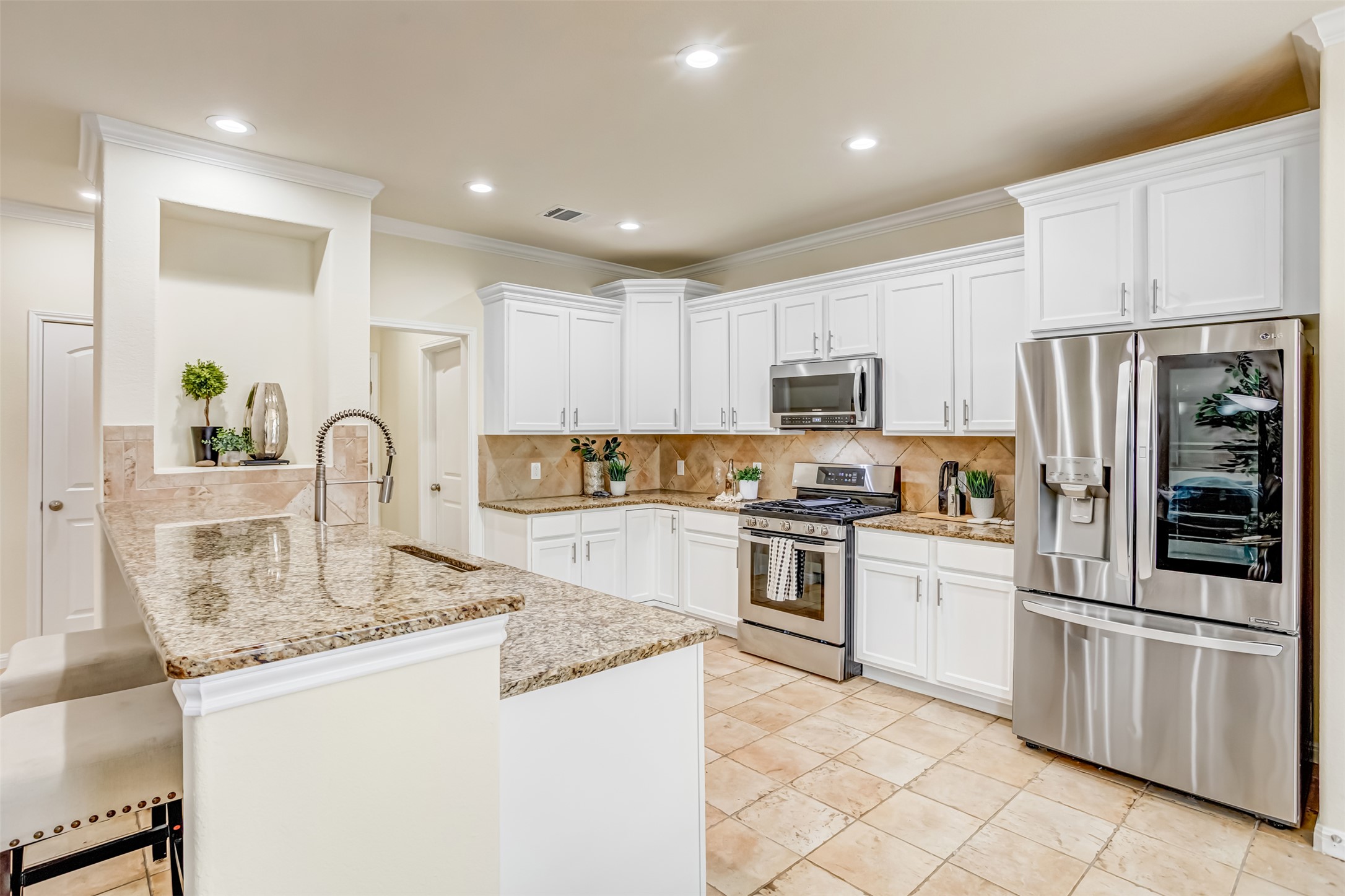 6715 Windrift Way, Unit 31 Austin, TX 78745 - Photo 14 of 40