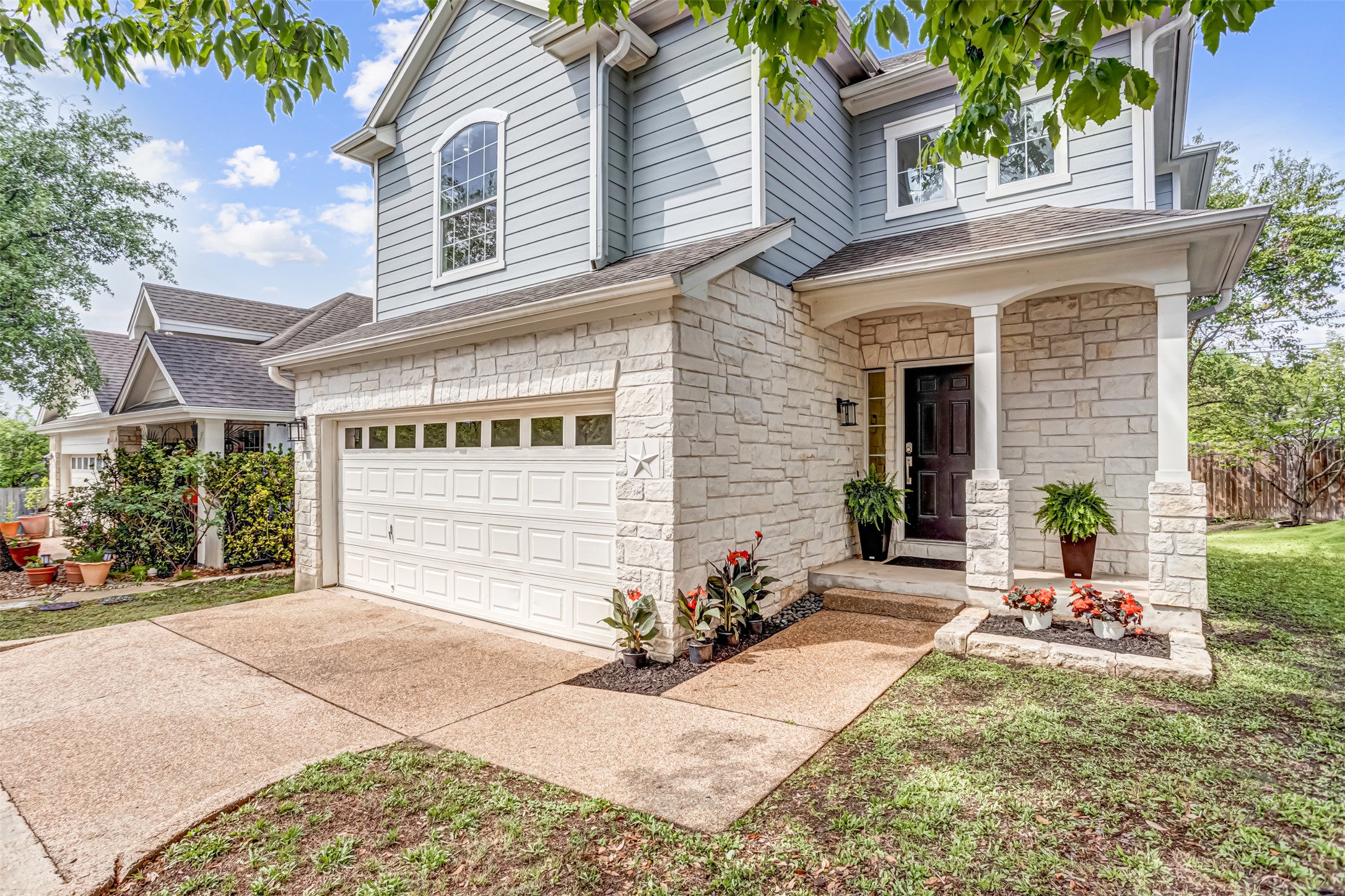 6715 Windrift Way, Unit 31 Austin, TX 78745 - Photo 2 of 40