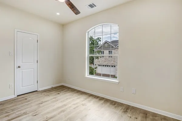 $400,000 | 6715 Windrift Way, Unit 31, Austin, TX 78745