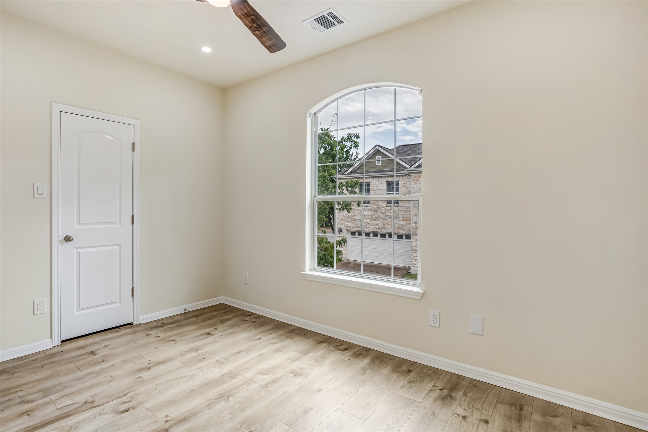 6715 Windrift Way, Unit 31 Austin, TX 78745 - Photo 22 of 40