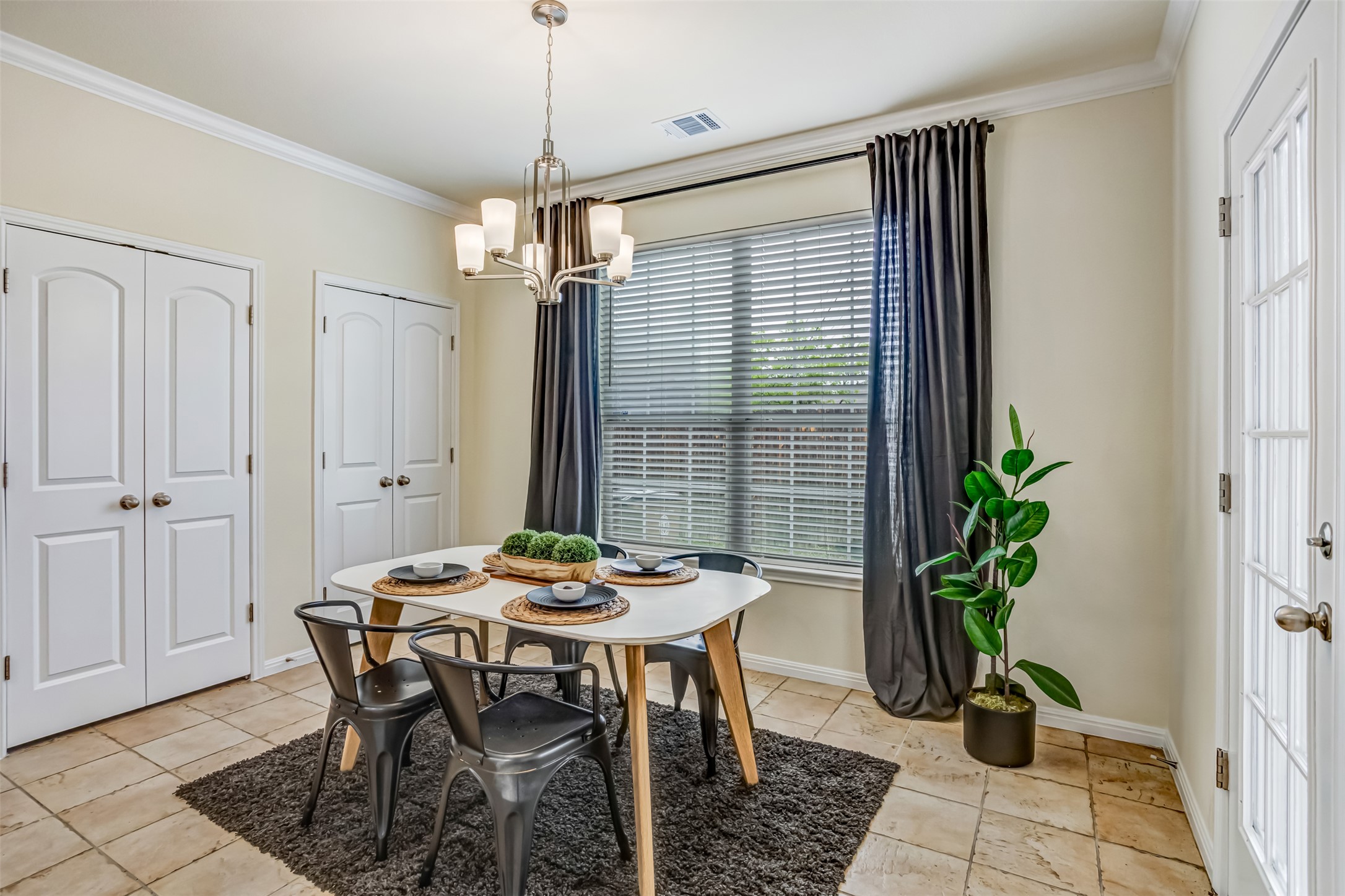 6715 Windrift Way, Unit 31 Austin, TX 78745 - Photo 10 of 40