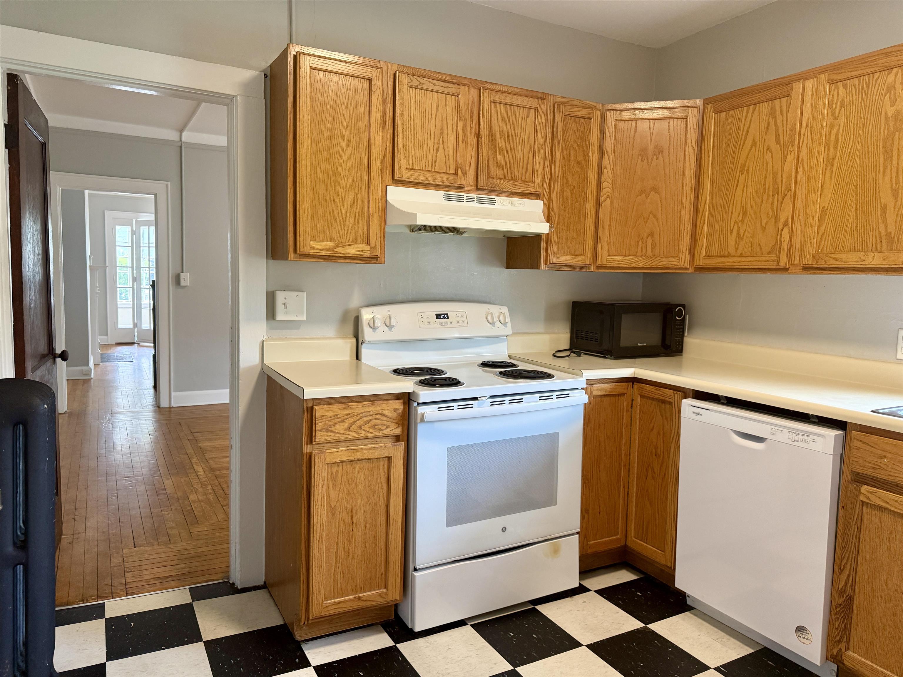 4 Elm Street Lebanon, NH 03766 - Photo 10 of 24