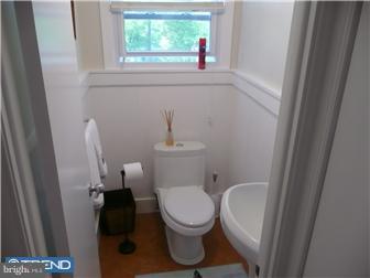 882 Fernhill Road Glenside, PA 19038 - Photo 10 of 12 Gallery Image 10