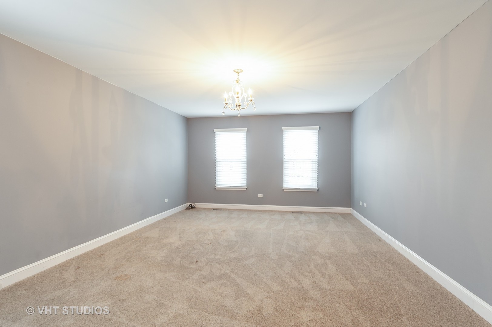 419 Cross Road Gurnee, IL 60031 - Photo 9 of 16