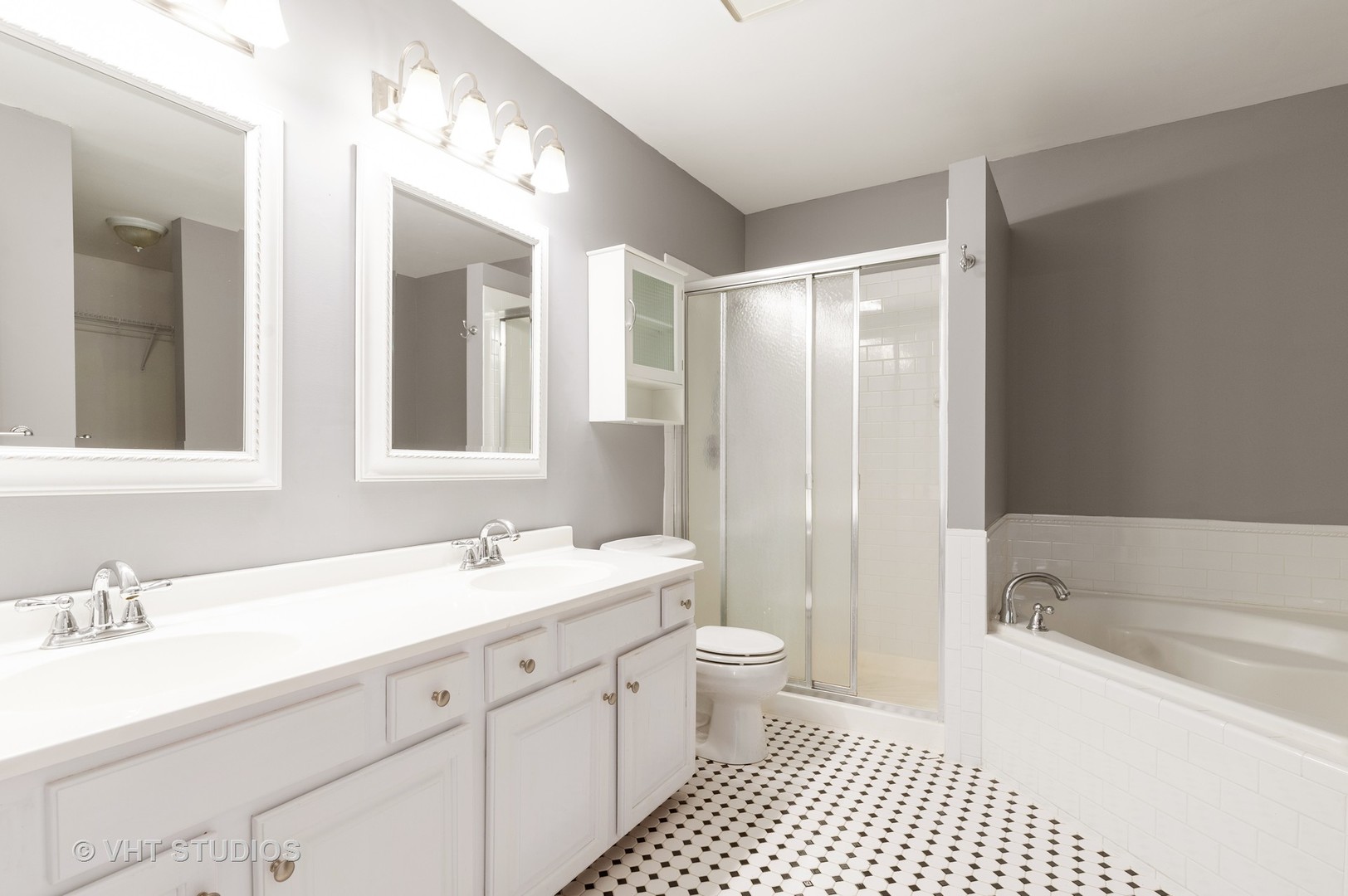 419 Cross Road Gurnee, IL 60031 - Photo 10 of 16