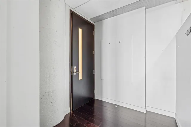 $279,900 | 2600 West 7th Street, Unit 1535, Fort Worth, TX 76107