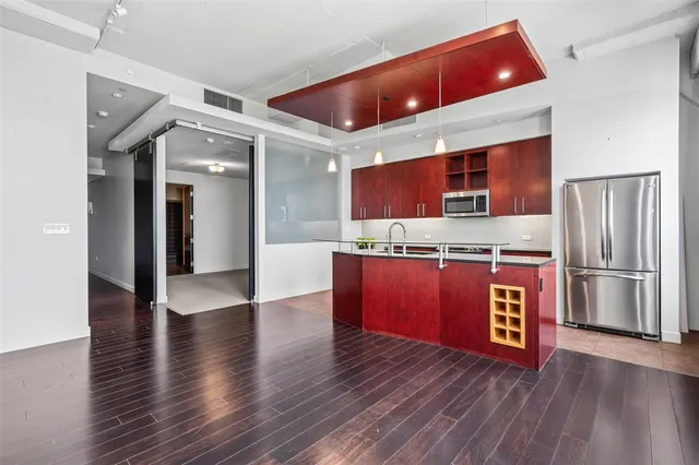 $279,900 | 2600 West 7th Street, Unit 1535, Fort Worth, TX 76107