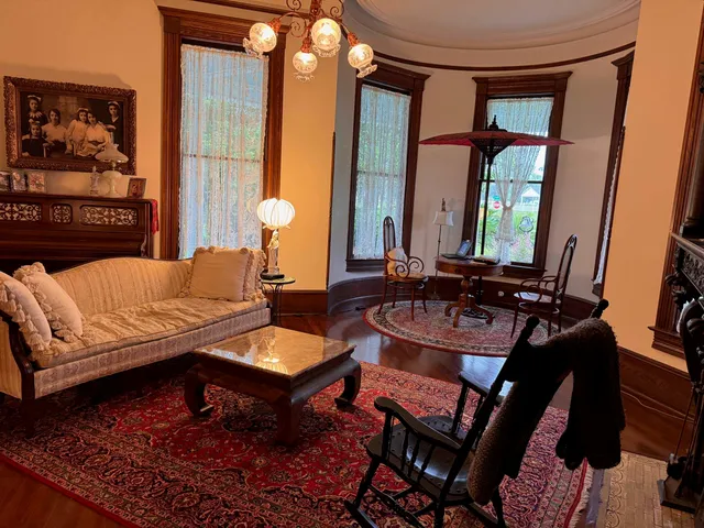 $899,000 | 404 North Adams Street, Quincy, FL 32351