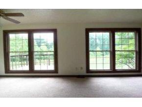 10040 East Dobson Road Bloomfield, IN 47424 - Photo 3 of 11