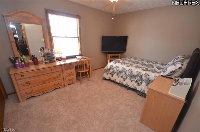 812 Bridge Road Akron, OH 44312 - Photo 22 of 25 Gallery Image 22
