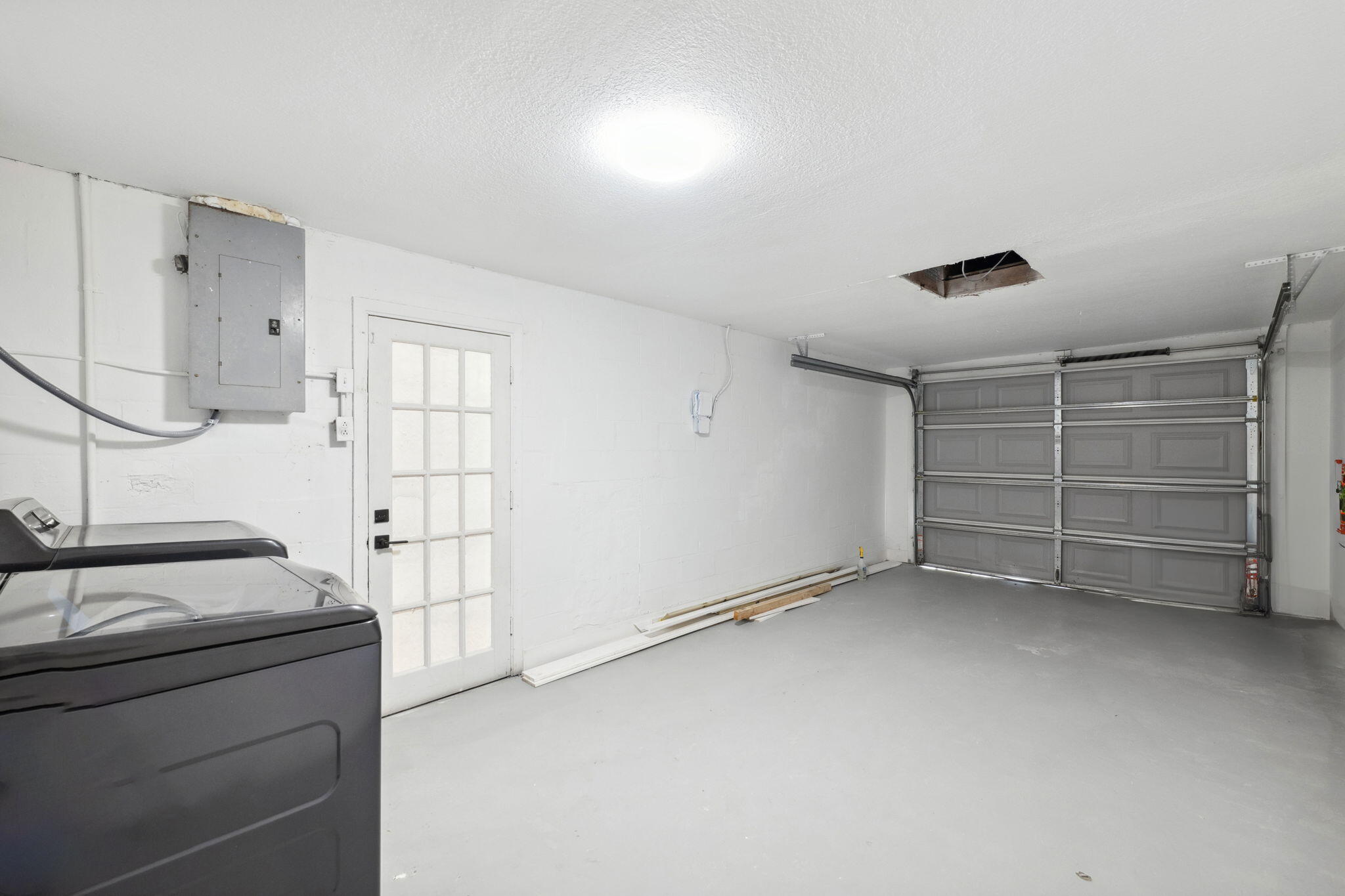4946 Avery Road New Port Richey, FL 34652 - Photo 7 of 10 a view of an empty room and a window