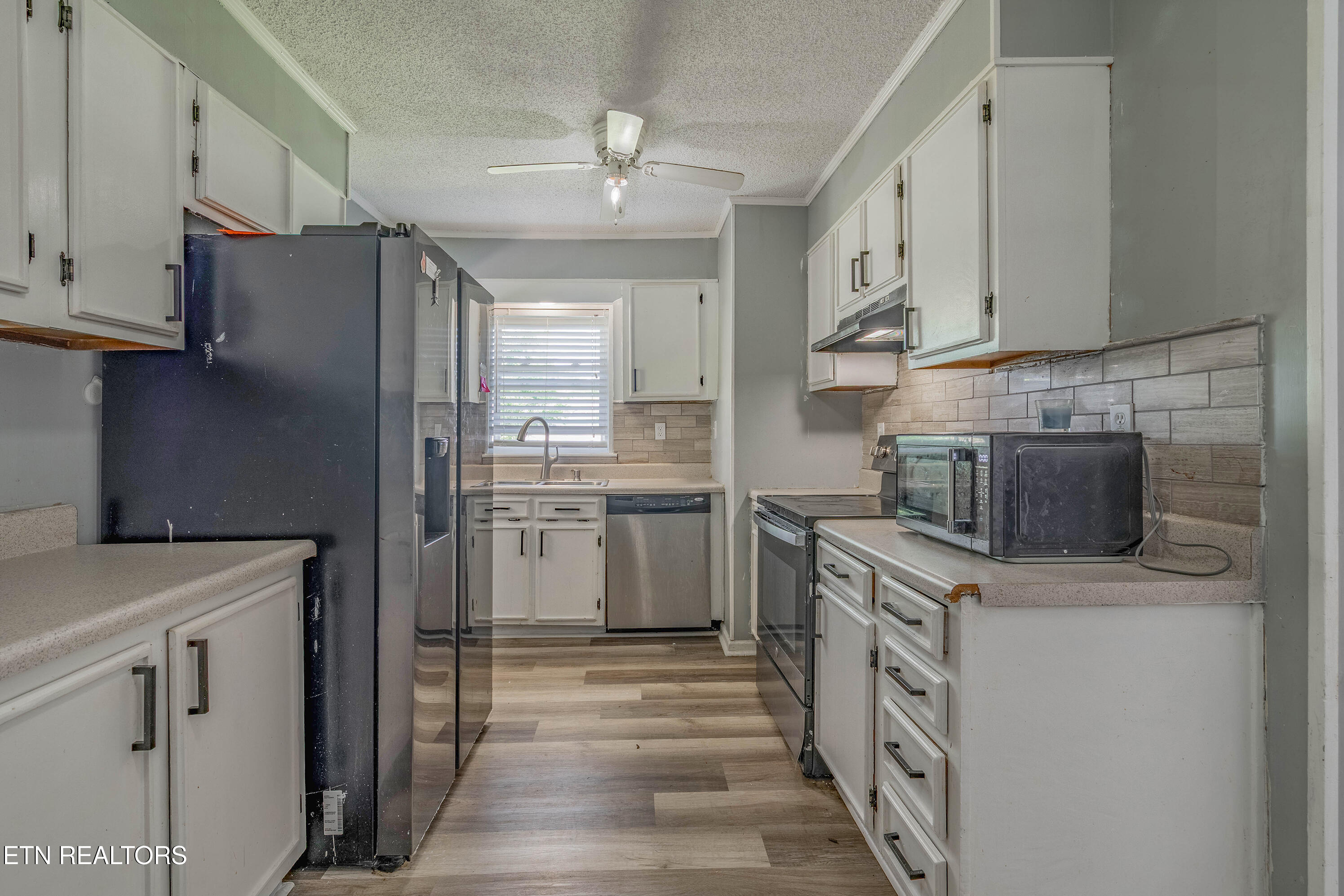 415 Coffee Lane Loudon, TN 37774 - Photo 12 of 28 A7305664-HDR