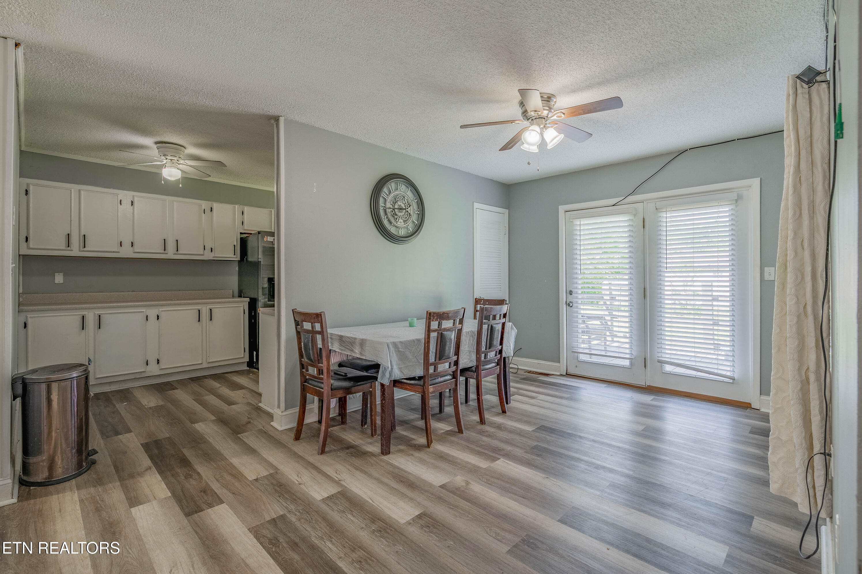 415 Coffee Lane Loudon, TN 37774 - Photo 9 of 28 A7305655-HDR