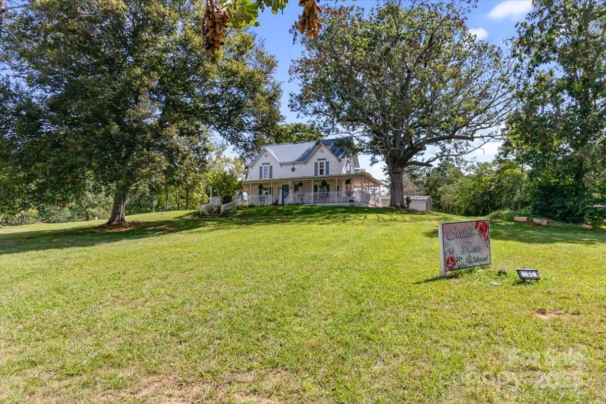 201 Murphy Hill Road Weaverville, NC 28787 - Photo 37 of 48 a garden view with a seating space