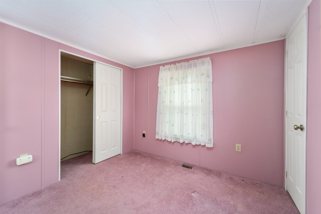 4 Valley Forge Road Taunton, MA 02780 - Photo 24 of 30 Gallery Image 24