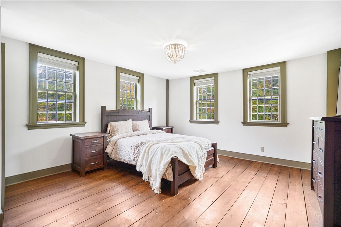 199 Plainfield Pike Foster, RI 02825 - Photo 23 of 50 Primary bedroom