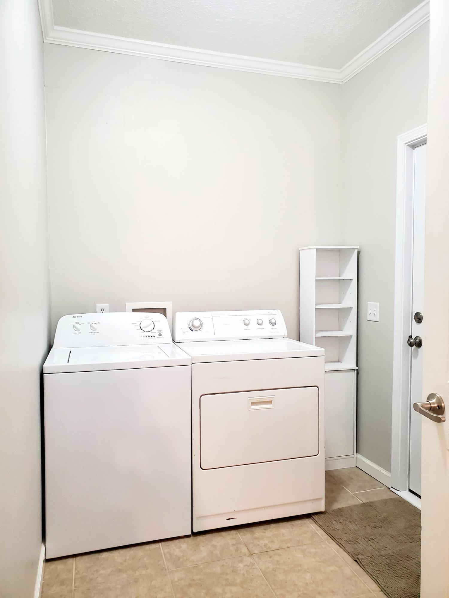 456 East Nursery Road Santa Rosa Beach, FL 32459 - Photo 5 of 21 a utility room with dryer and washer