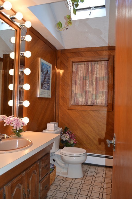 534 Hudson Road Sudbury, MA 01776 - Photo 11 of 22